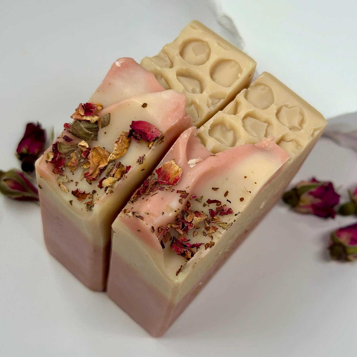 Nahaleen Artisan Bar Soap (Honey + Rose Clay)